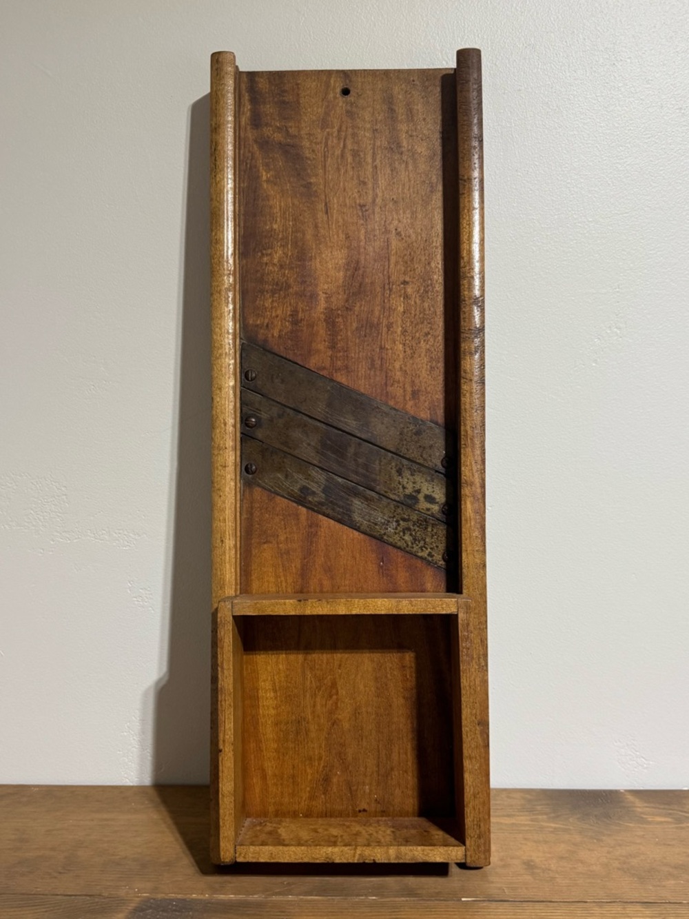 Rustic Cabbage Shredder Large batches canning sauerkraut  3 blades wood box 4 ez